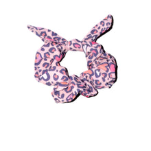 Load image into Gallery viewer, Love Cheetah
