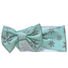 Load image into Gallery viewer, Winter Wonderland Bow
